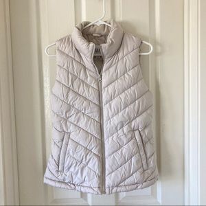 Gap Sleeveless Chevron Puffer Vest